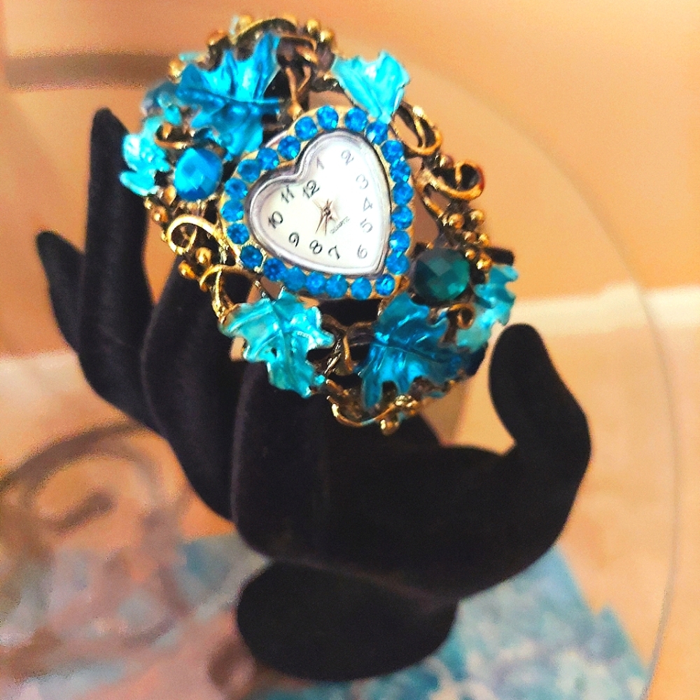Vintage Heart Face Watch Bracelet w/Turquoise Stones, ~9"